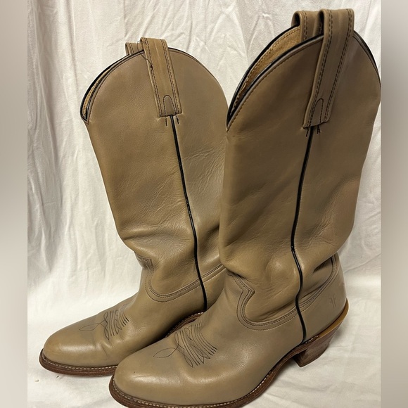 Tan Leather Cowboy Boots vintage frye size 10 1/2 d - Picture 1 of 7